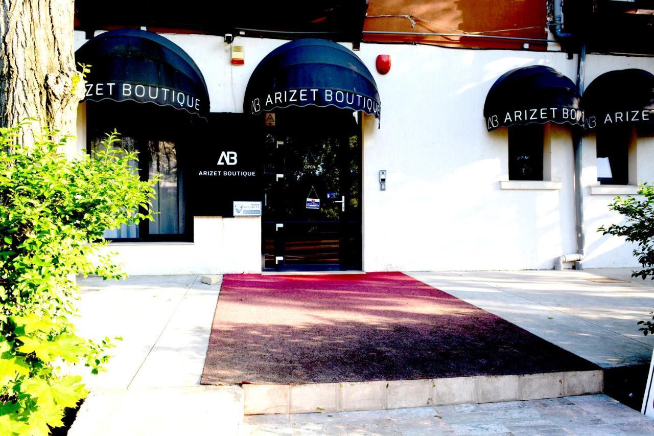 Arizet Boutique Mamaia Hotel Exterior photo